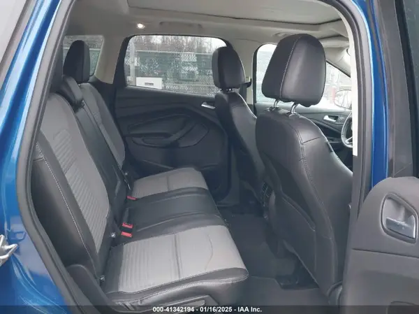 1FMCU9G97HUC84902 2017 FORD ESCAPE - Image 8