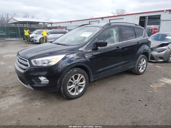 1FMCU9G97HUD51739 2017 FORD ESCAPE - Image 2