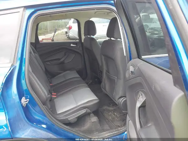 1FMCU9G97HUD74504 2017 FORD ESCAPE - Image 8