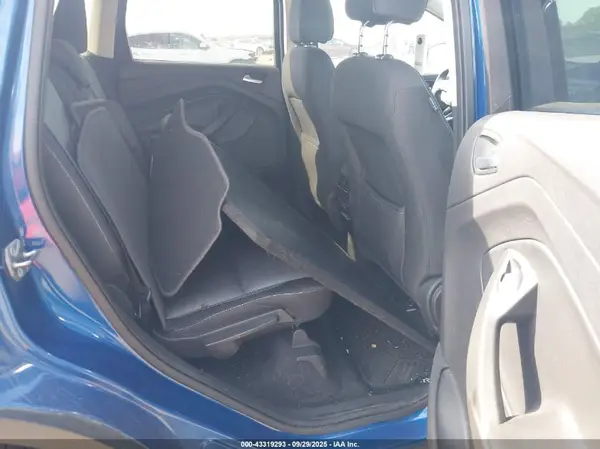 1FMCU9G97HUE08862 2017 FORD ESCAPE - Image 8