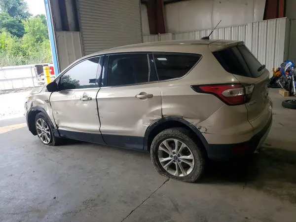 1FMCU9G97HUE38492 2017 FORD ESCAPE - Image 2