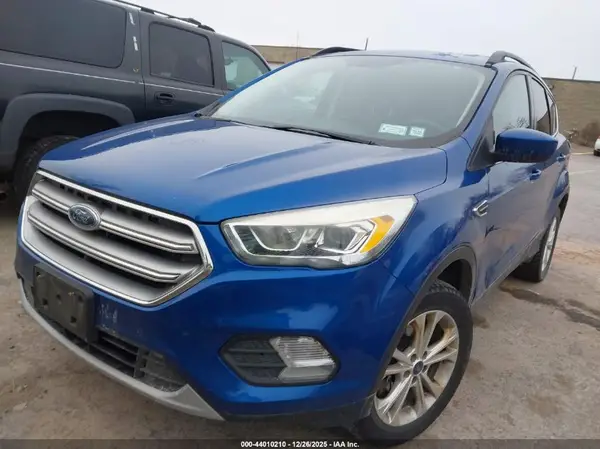 1FMCU9G97HUE62680 2017 FORD ESCAPE - Image 2