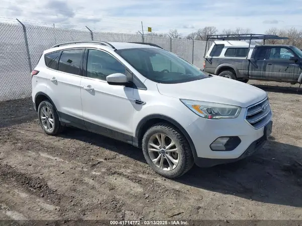 1FMCU9G97HUE75333 2017 FORD ESCAPE - Image 1