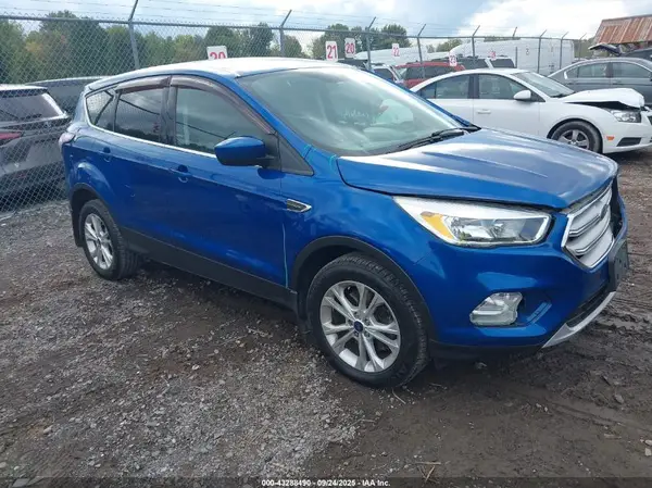 1FMCU9G97HUE99597 2017 FORD ESCAPE - Image 1