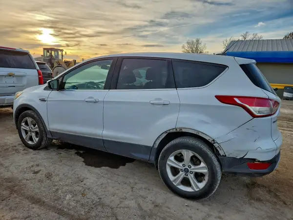 1FMCU9G98GUA15239 2016 FORD ESCAPE - Image 2