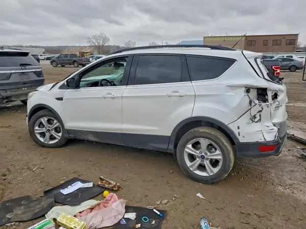 1FMCU9G98GUA57958 2016 FORD ESCAPE - Image 2