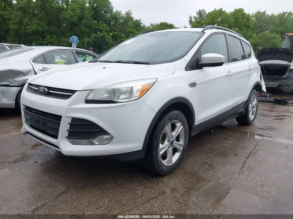 1FMCU9G98GUA65400 2016 FORD ESCAPE - Image 2