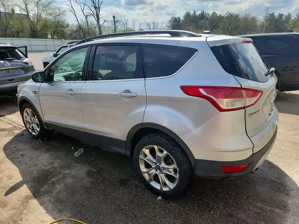 1FMCU9G98GUA82469 2016 FORD ESCAPE - Image 2