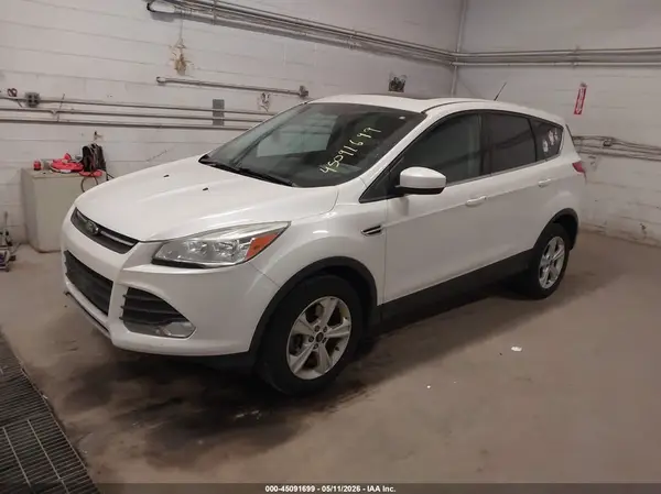 1FMCU9G98GUA98669 2016 FORD ESCAPE - Image 2