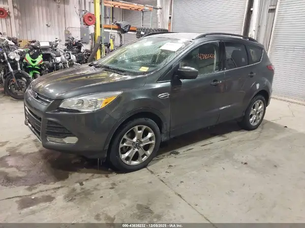 1FMCU9G98GUB22873 2016 FORD ESCAPE - Image 2
