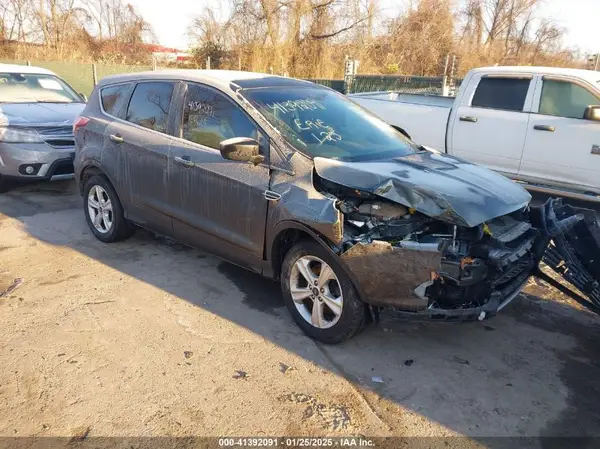 1FMCU9G98GUB27717 2016 FORD ESCAPE - Image 1