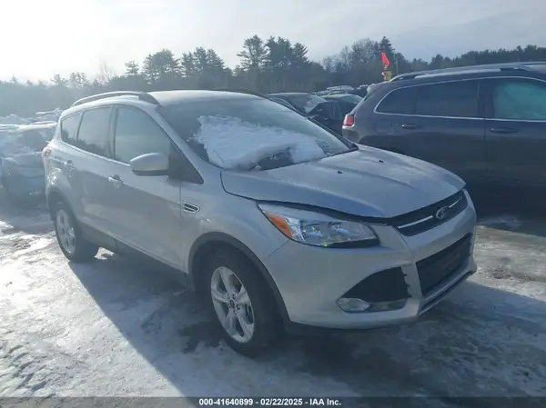 1FMCU9G98GUB50785 2016 FORD ESCAPE - Image 1