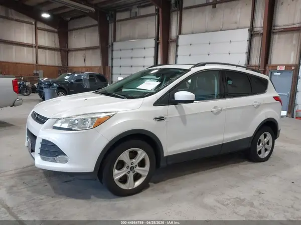 1FMCU9G98GUC17577 2016 FORD ESCAPE - Image 2