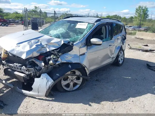 1FMCU9G98GUC37215 2016 FORD ESCAPE - Image 2