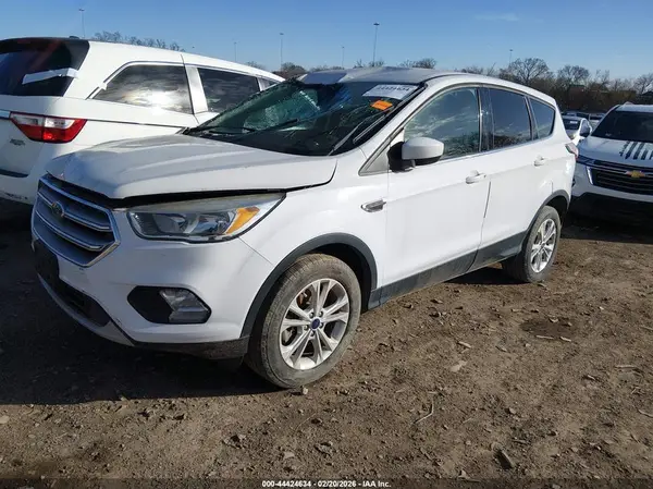 1FMCU9G98HUA15937 2017 FORD ESCAPE - Image 2