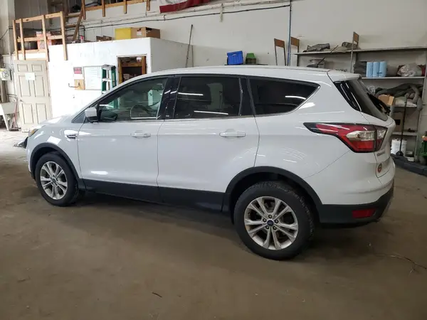 1FMCU9G98HUA62868 2017 FORD ESCAPE - Image 2