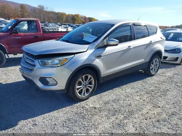 1FMCU9G98HUA83543 2017 FORD ESCAPE - Image 2