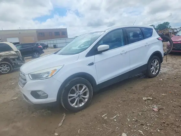 1FMCU9G98HUB27928 2017 FORD ESCAPE - Image 1