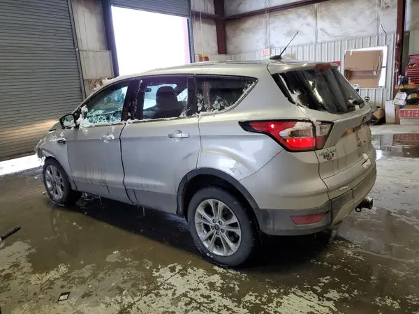 1FMCU9G98HUC02952 2017 FORD ESCAPE - Image 2
