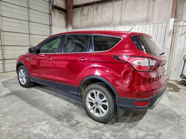 1FMCU9G98HUC10257 2017 FORD ESCAPE - Image 2
