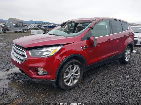 1FMCU9G98HUC35823 2017 FORD ESCAPE - Image 2