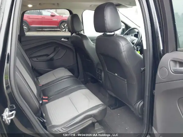 1FMCU9G98HUC99988 2017 FORD ESCAPE - Image 8