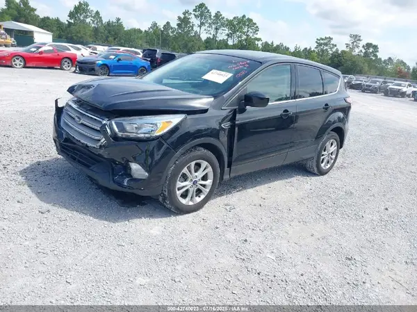 1FMCU9G98HUD29717 2017 FORD ESCAPE - Image 2