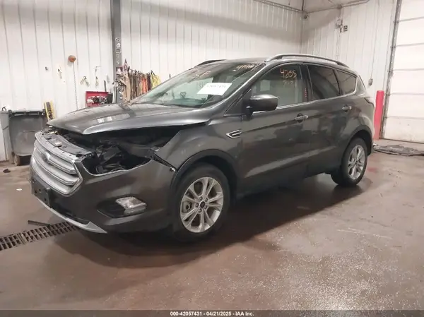 1FMCU9G98HUD68307 2017 FORD ESCAPE - Image 2