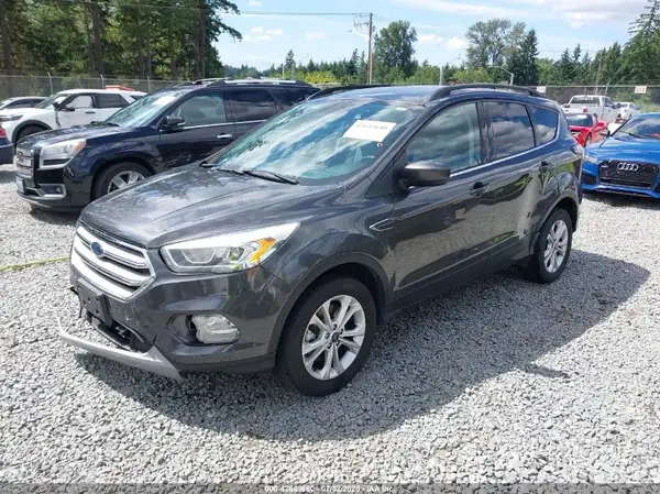 1FMCU9G98HUD78206 2017 FORD ESCAPE - Image 2