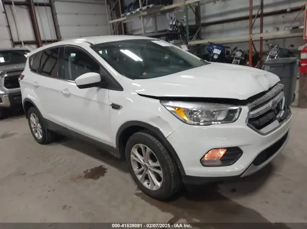 1FMCU9G98KUB33655 2019 FORD ESCAPE - Image 1