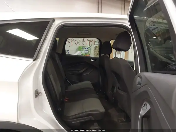 1FMCU9G99GUA25021 2016 FORD ESCAPE - Image 8