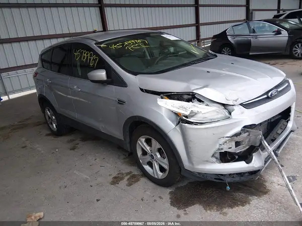 1FMCU9G99GUB15107 2016 FORD ESCAPE - Image 1