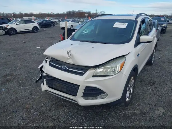 1FMCU9G99GUB28293 2016 FORD ESCAPE - Image 2