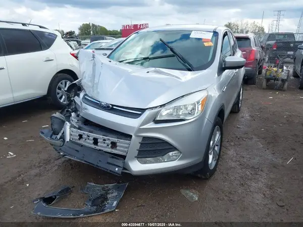 1FMCU9G99GUB42551 2016 FORD ESCAPE - Image 2