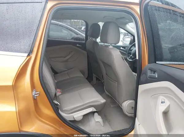 1FMCU9G99GUC83555 2016 FORD ESCAPE - Image 8