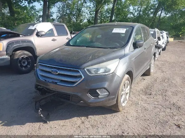 1FMCU9G99HUA24890 2017 FORD ESCAPE - Image 2