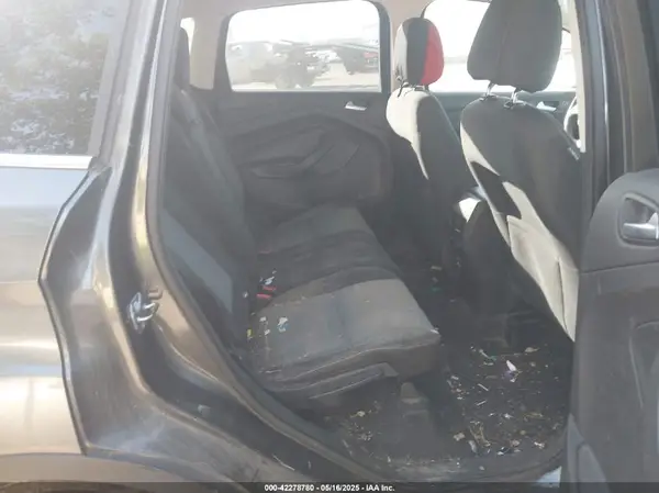 1FMCU9G99HUA24890 2017 FORD ESCAPE - Image 8