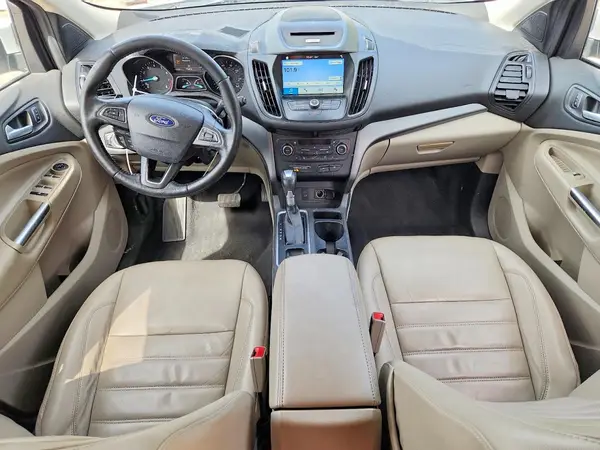 1FMCU9G99HUA26316 2017 FORD ESCAPE - Image 8