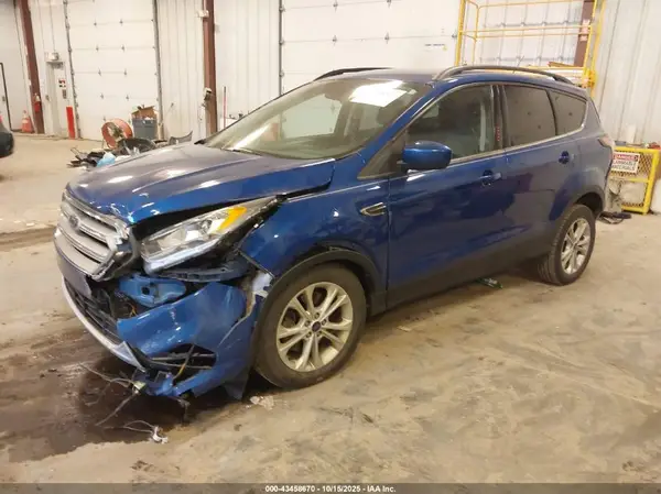 1FMCU9G99HUB14914 2017 FORD ESCAPE - Image 2
