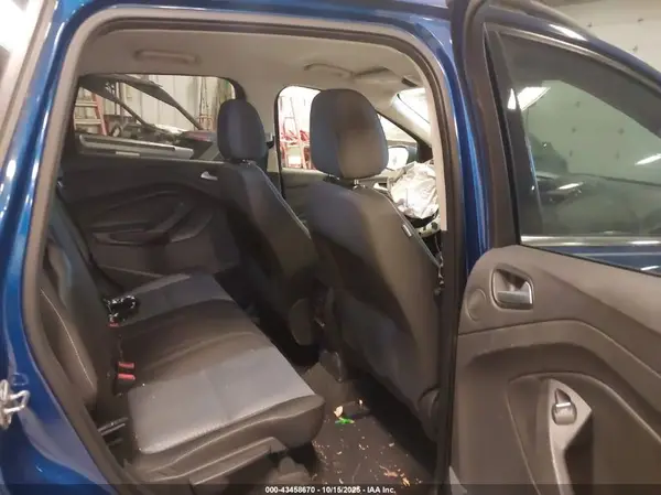 1FMCU9G99HUB14914 2017 FORD ESCAPE - Image 8
