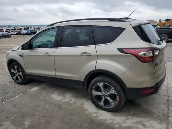 1FMCU9G99HUB29736 2017 FORD ESCAPE - Image 2