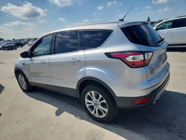 1FMCU9G99HUB46245 2017 FORD ESCAPE - Image 2