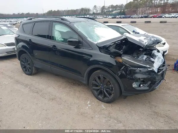 1FMCU9G99HUB71453 2017 FORD ESCAPE - Image 1