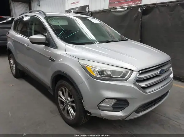 1FMCU9G99HUB91699 2017 FORD ESCAPE - Image 1