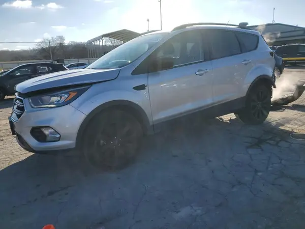 1FMCU9G99HUB93808 2017 FORD ESCAPE - Image 1