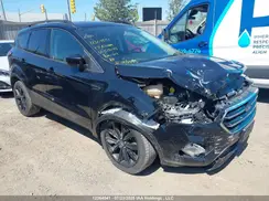 1FMCU9G99HUC15144 2017 FORD ESCAPE