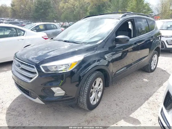 1FMCU9G99HUC29447 2017 FORD ESCAPE - Image 2