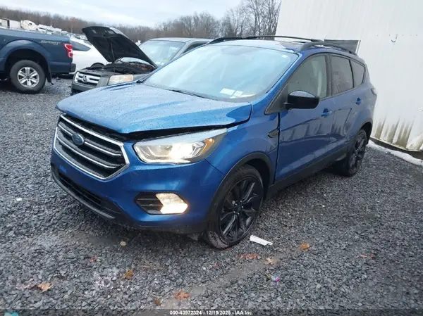 1FMCU9G99HUC51951 2017 FORD ESCAPE - Image 2