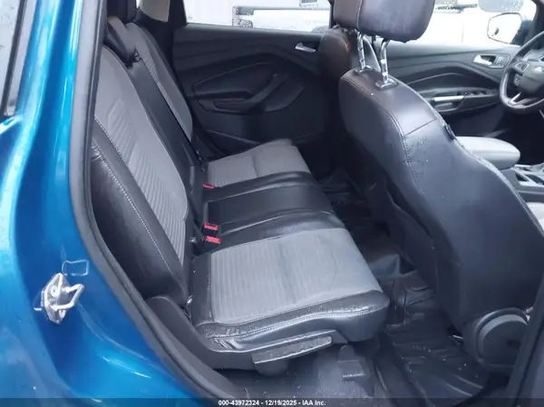1FMCU9G99HUC51951 2017 FORD ESCAPE - Image 8