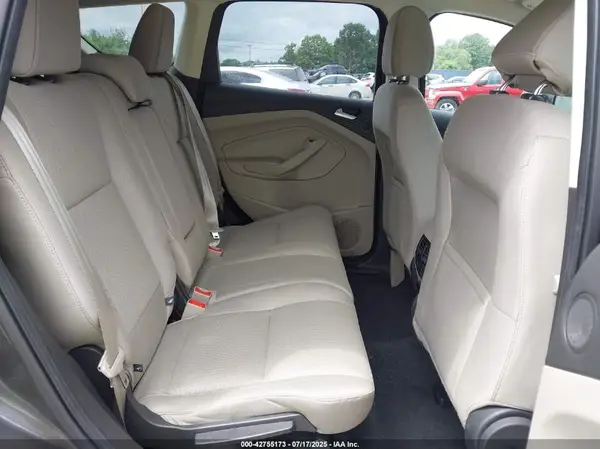 1FMCU9G99HUC77546 2017 FORD ESCAPE - Image 8